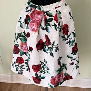 Forever 21 Women’s White A-Line Skirt, Red/Pink Rose and Bird Print, Size XS